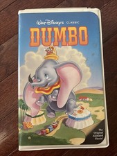 Dumbo Clamshell VHS Tape 1941 Walt Disney Classics Black Diamond Used