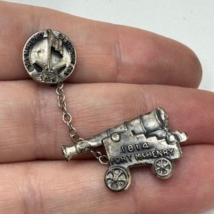 Vintage Fort McHenry Baltimore Cannon Dangle Lapel Pin 1814 Souvenir Ft