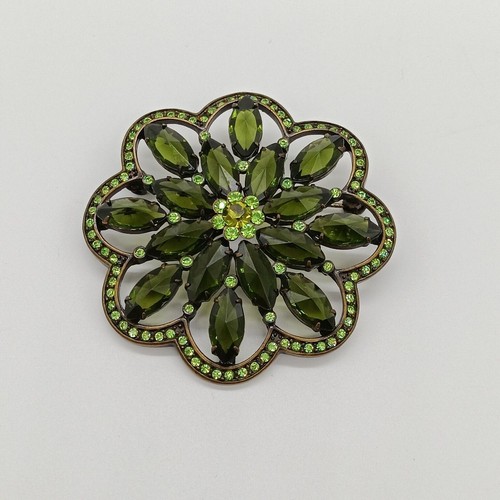 Floral Brooch Pin Green Marquise Rhinestone Openwork Scalloped ...