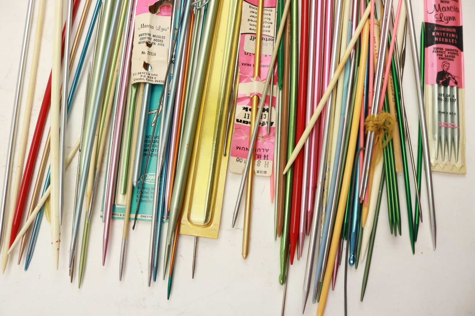 Large Mixed Lot Susan Bates & Various Knitting Needles Other Vintage