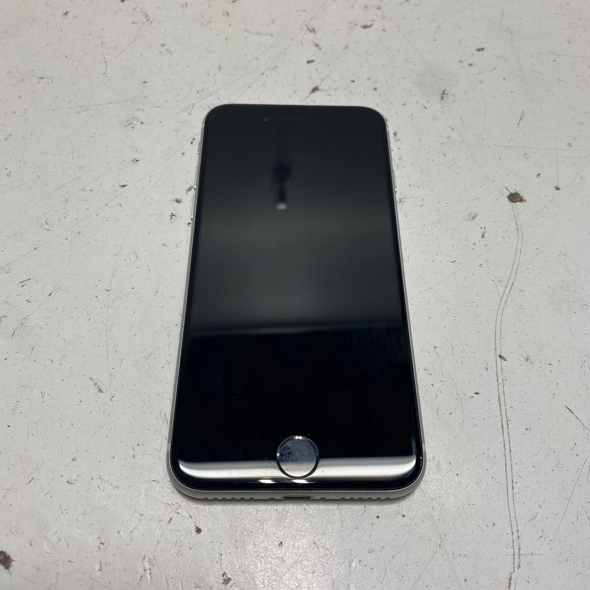 iPhone se シルバー Apple iPhone SE Silver Phones for Sale - Shop