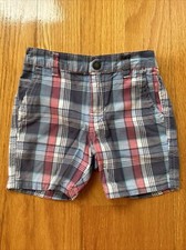Nautica Boy  s Multicolored Check Pattern 100 Cotton Shorts: size 24 M