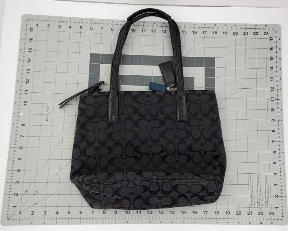 Coach F25706 Signature Stripe Black Jacquard Python Patent Tote Bag - Image 3 of 4