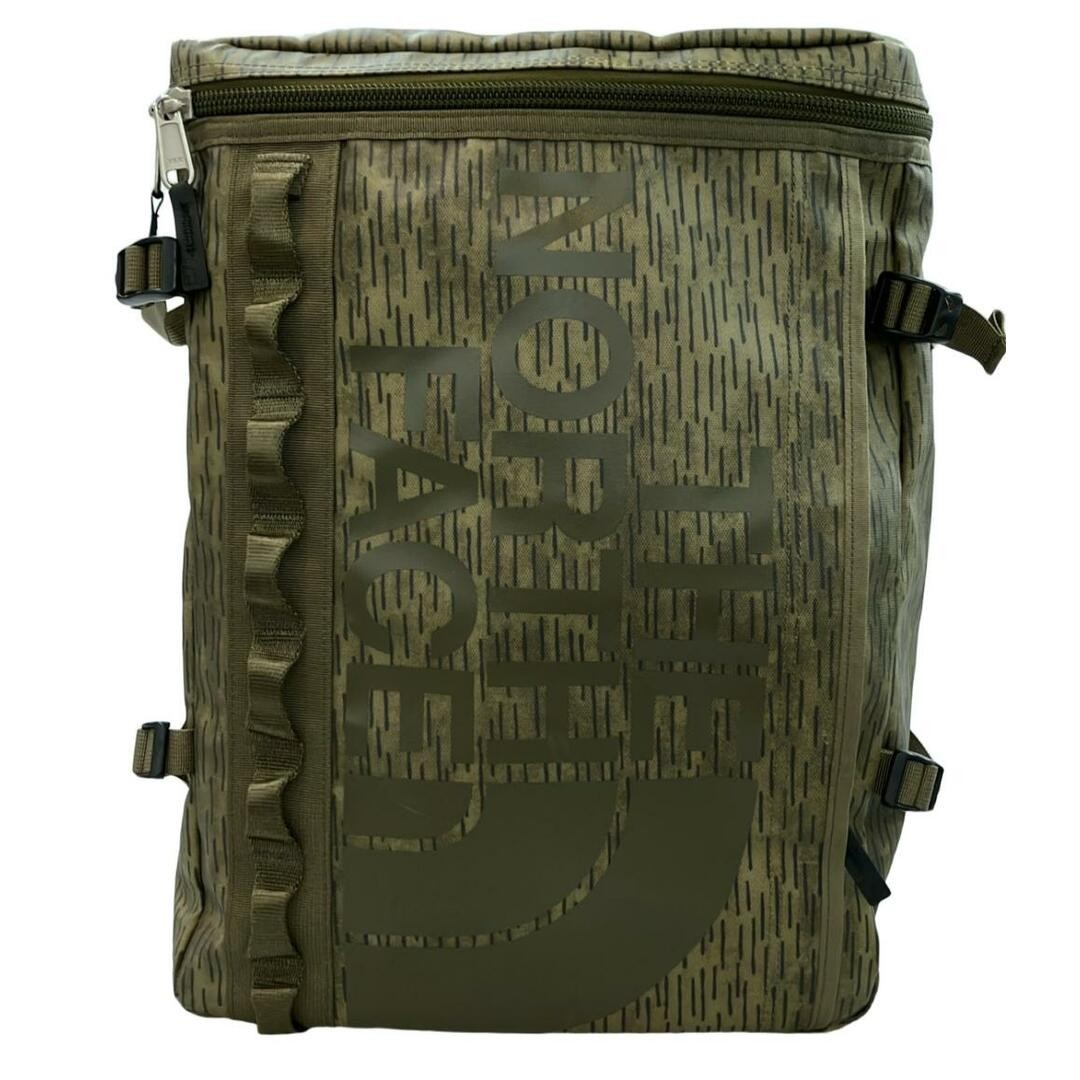 The North Face NM81630 Men's Backpack in 4194b1152ad4d1a8b092e5e15cf4584d