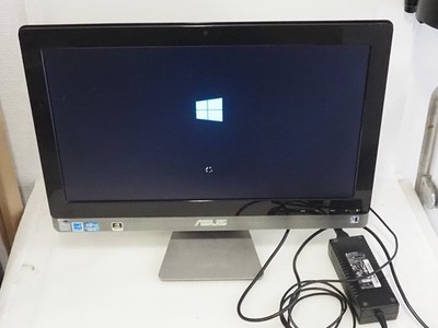 Asus ET2210I All-in-one PC i3-2120 + Keyboard + Mouse ''See Pictures for Details''