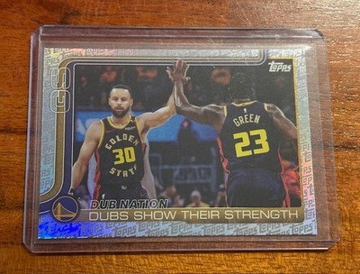 Dubs Nation: Dubs Show Their Strength 2025-26 Topps Logo Holo Foil Team Card
