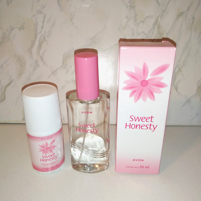 AVON Sweet Honesty Eau de Cologne Original 50ml & Deodorant  50ml 2PC Set