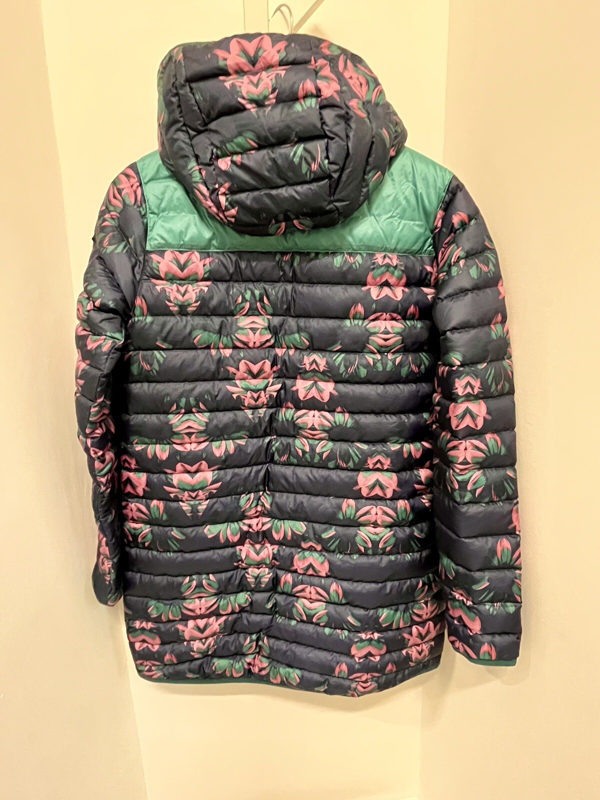 Rare Burton Women’s Evergreen Long Down Parka Jacket Size Small S image 4