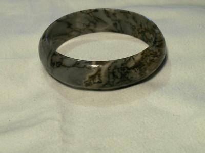 Schwarz, Grau, Brauntöne Jade Armreif Armband 56 Gramm