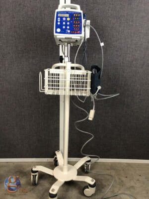 #ad CSI Criticare 506NT3 Spo2 ComfortCuff NIBP Turbo Temp *NEW Battery $545.00