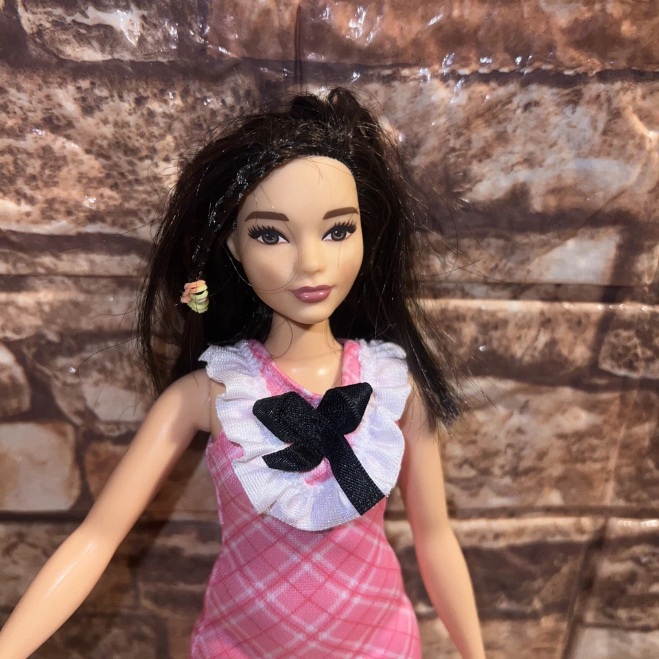 Barbie Fashionistas #51 Muñeca Extra Curvilínea DVX73 Rara Diversidad Foto 2 de 4