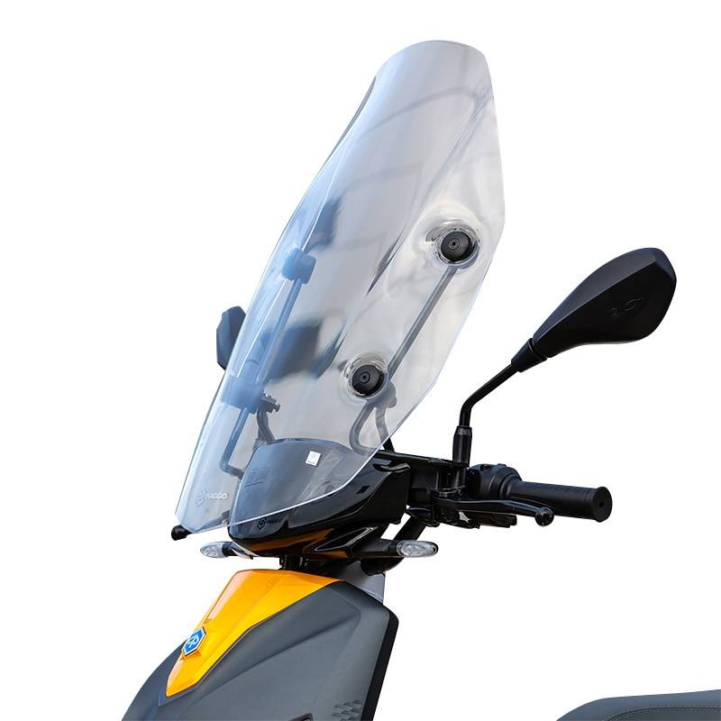 Pare-brise Piaggio One transparent pour affronter le vent en ville sur votre moto 2021