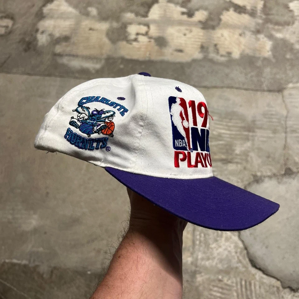 VINTAGE 90s CHARLOTTE HORNETS NBA PLAYOFFS STARTER HAT - Imagem 2 de 4