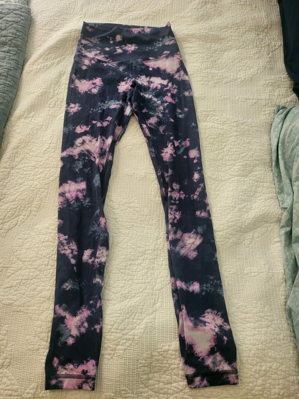 Lululemon Women's Full Length Leggings Size 4