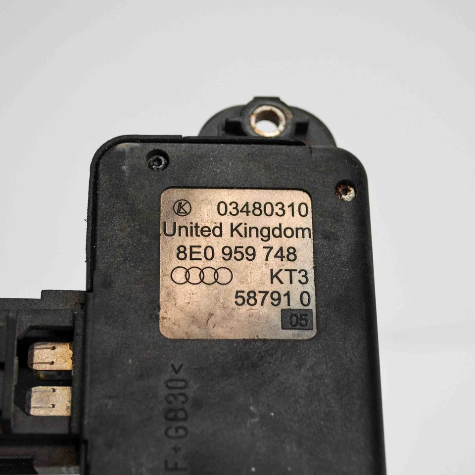 AUDI A4 Avant 8ED, B7 Altre Centraline 8E0959748 1.9 Diesel 85kw 2006 3718332 - Immagine 4 di 4