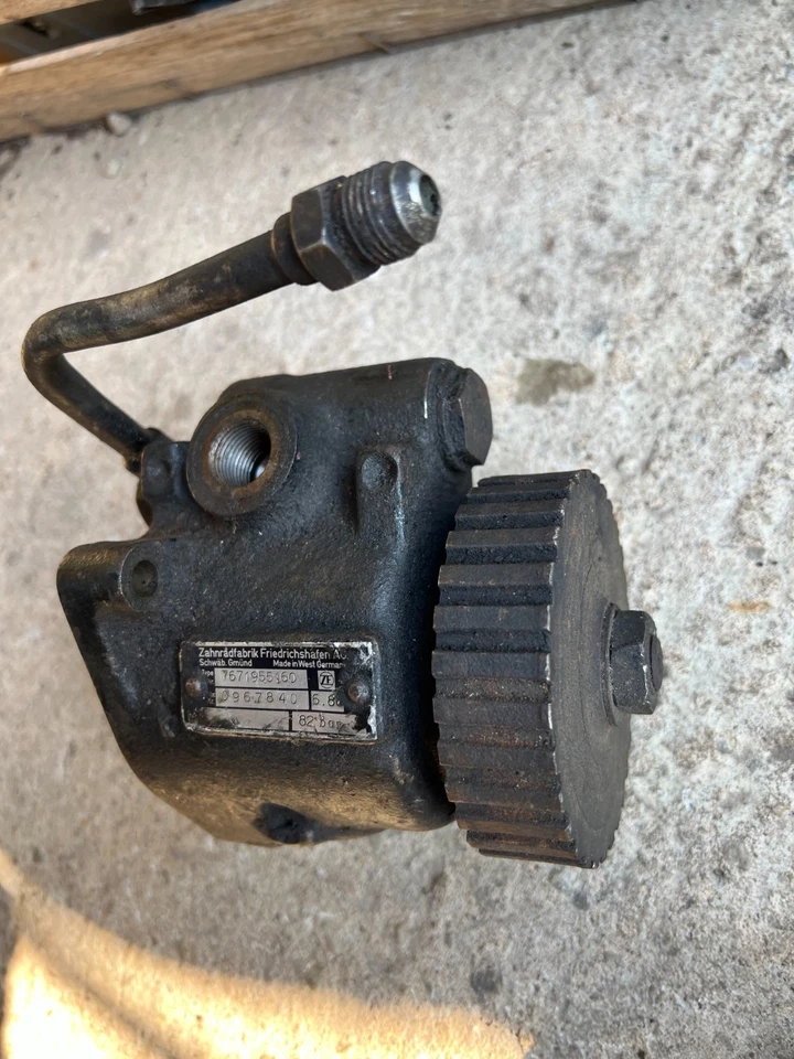Lancia Thema Fiat Argenta 132 Power Steering Pump ZF 7671955160 82 BAR 2.0 ie - Image 3 of 4