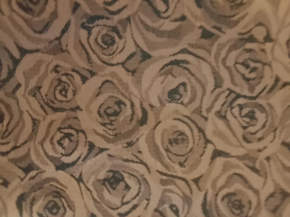2 Cortinas de Ducha: Polo Roses y Hojas Azul Marino | 72 x 72 in/ 183 x 183 cm cada una Foto 2 de 4