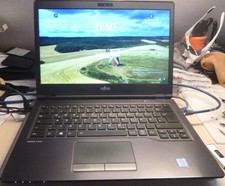Fujitsu U757, i5 6. Gen, 8 GB RAM, 256 GB SSD, 15,6 Zoll(1)
