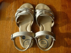 stride rite millie sandal