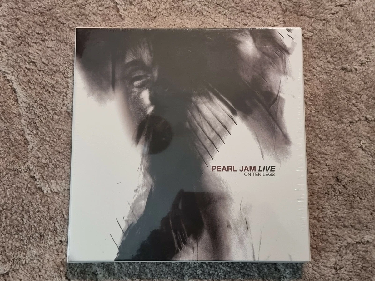 Pearl Jam Live on Ten Legs Super Deluxe Box Set CD/2 LP