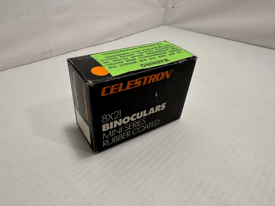 CELESTRON Binoculars 8x21 Field 7 Multicoated Compact Mini Series - MINT!! - Image 2 of 4