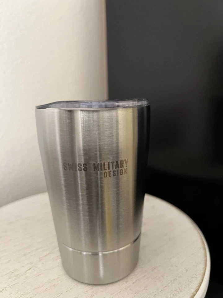 Vasos de viajero Swiss Military totalmente aislados de acero inoxidable con tapas para sorber 10 oz Foto 4 de 4