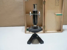 Vintage Wetzlar Microscope Wooden Carrying Case Made in Germany Great Condition