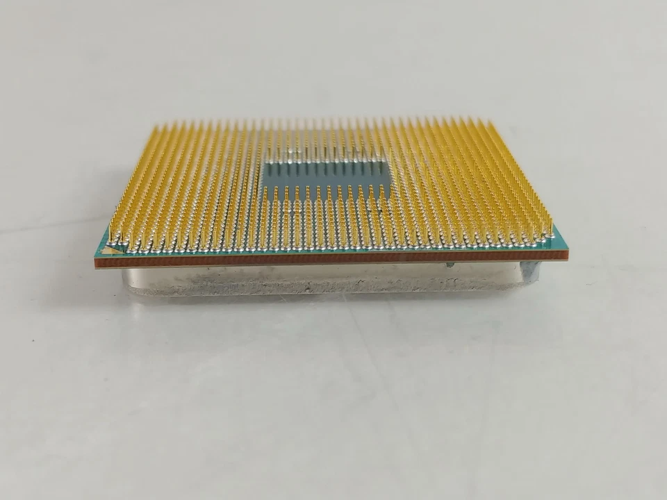 Procesador CPU AMD RYZEN 5 PRO 2400G 3.6 GHz Socket AM4 YD240BC5M4MFB - Imagen 4 de 4