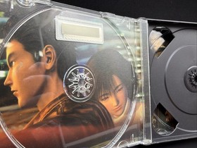 Shenmue Sega Dreamcast 4 Disc Set *NO MANUAL!* Clean Discs Fast Shipping
