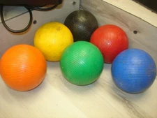 6  plastic replacement Croquet Balls ribbed    lot 10 1/2"  around bin 460