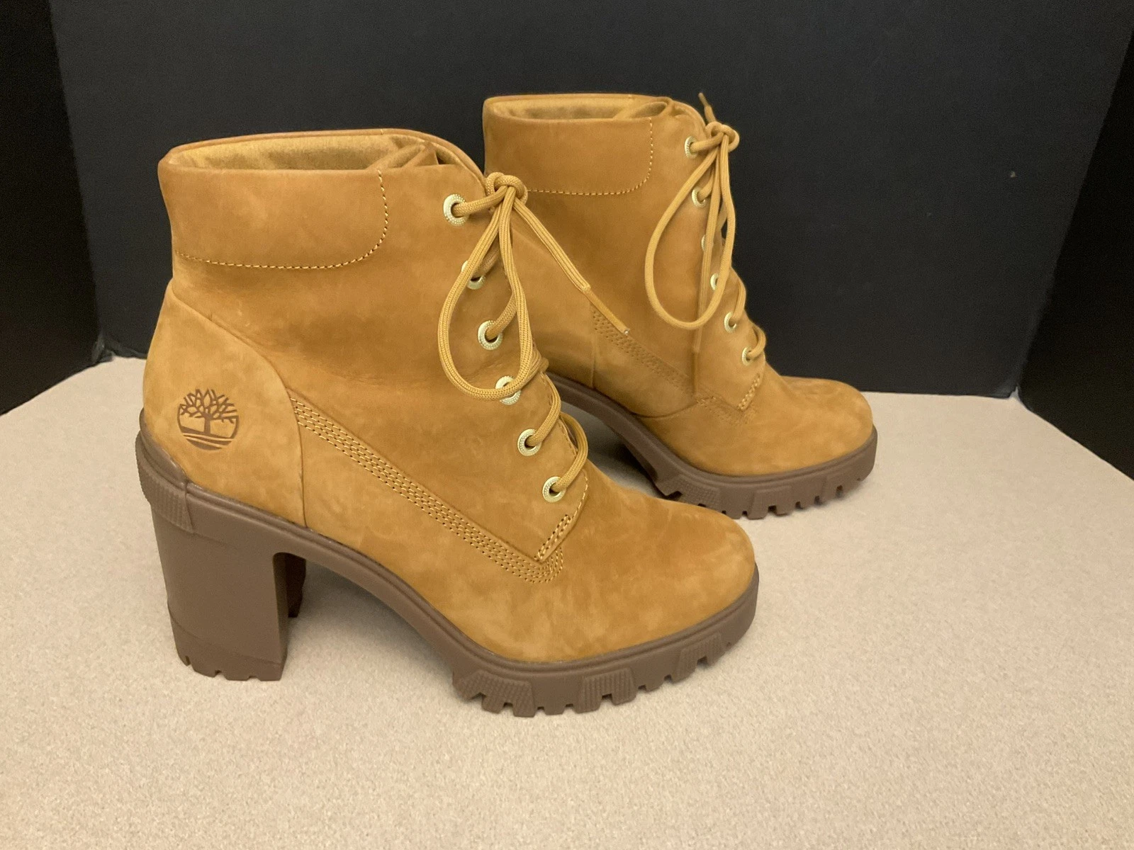 Stivali stivaletti donna Timberland Lana Point impermeabili tacco grano. Taglia 9. Bello!