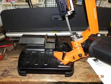 WEN 3975 5-Inch Metal-Cutting Benchtop Bandsaw