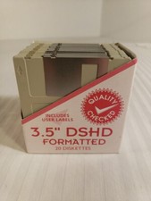 Lot of 18 HMC 3.5" DSHD Diskettes Formatted For PS/2 Models and Compatibles