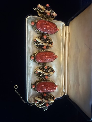 HAR bracelet circa  50’s-60’s