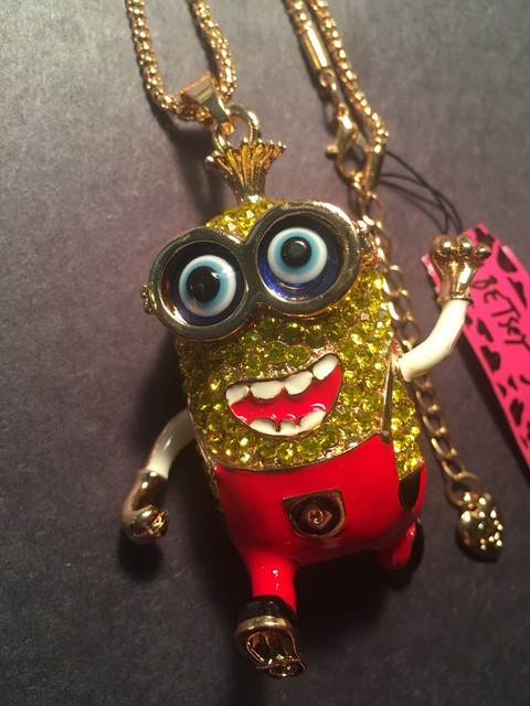 Betsey Johnson full crystal Lovely golden cartoon Minions Necklace-BJ10061 | eBay