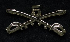 5TH CAVALRY CROSS SABER BADGE HAT PIN US ARMY VETERAN GIFT SABERS CAV SWORD