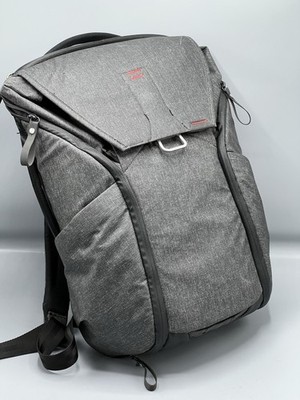 Peak Design Everyday Backpack 20L Charcoal Camera Bag USED
