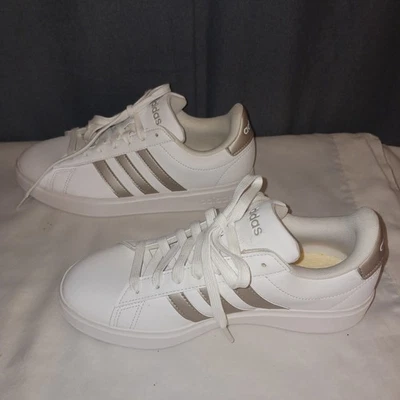 Adidas Grand Court 2.0 Womens Sneakers Walking Shoes White Silver 6.5 NEW w tags - Image 1 of 4