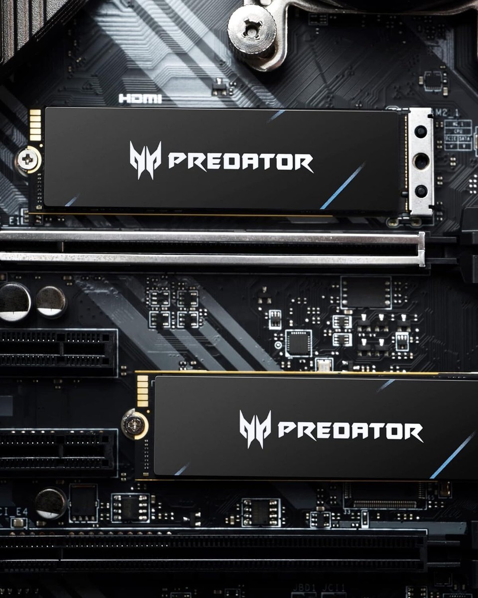 Acer Predator GM7000 1TB NVMe Gen4 Gaming SSD M.2 2280 Up to