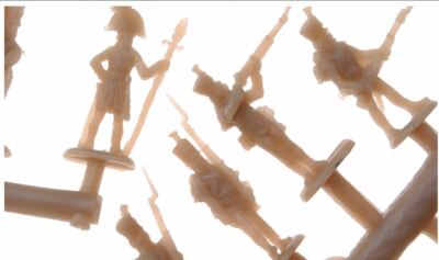 Figurines 1/72 Infanterie De Ligne Russe - Red Box 72131 - État Comme Neuf