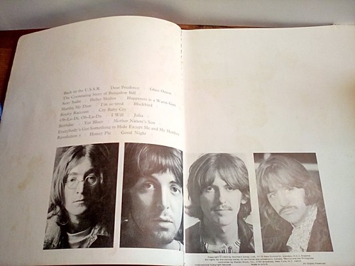 VINTAGE BEATLES SONG BOOK COLLECTION A LOT OF 3, WHITE & THE "GOLDEN BEATLES"