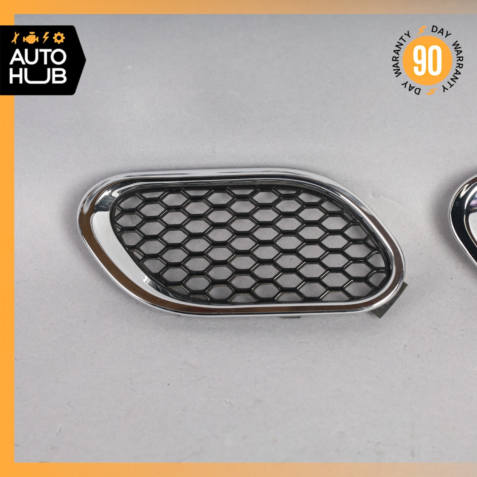 03-13 Maserati Quattroporte M139 Fender Grill Grille Vent Left Side Set OEM