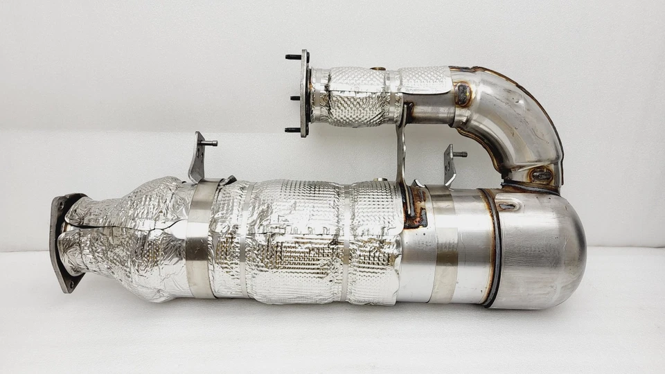 Convertidor catalítico lado derecho ford f650 f750 2024-2025 pc4z-5f250-c Foto 2 de 4