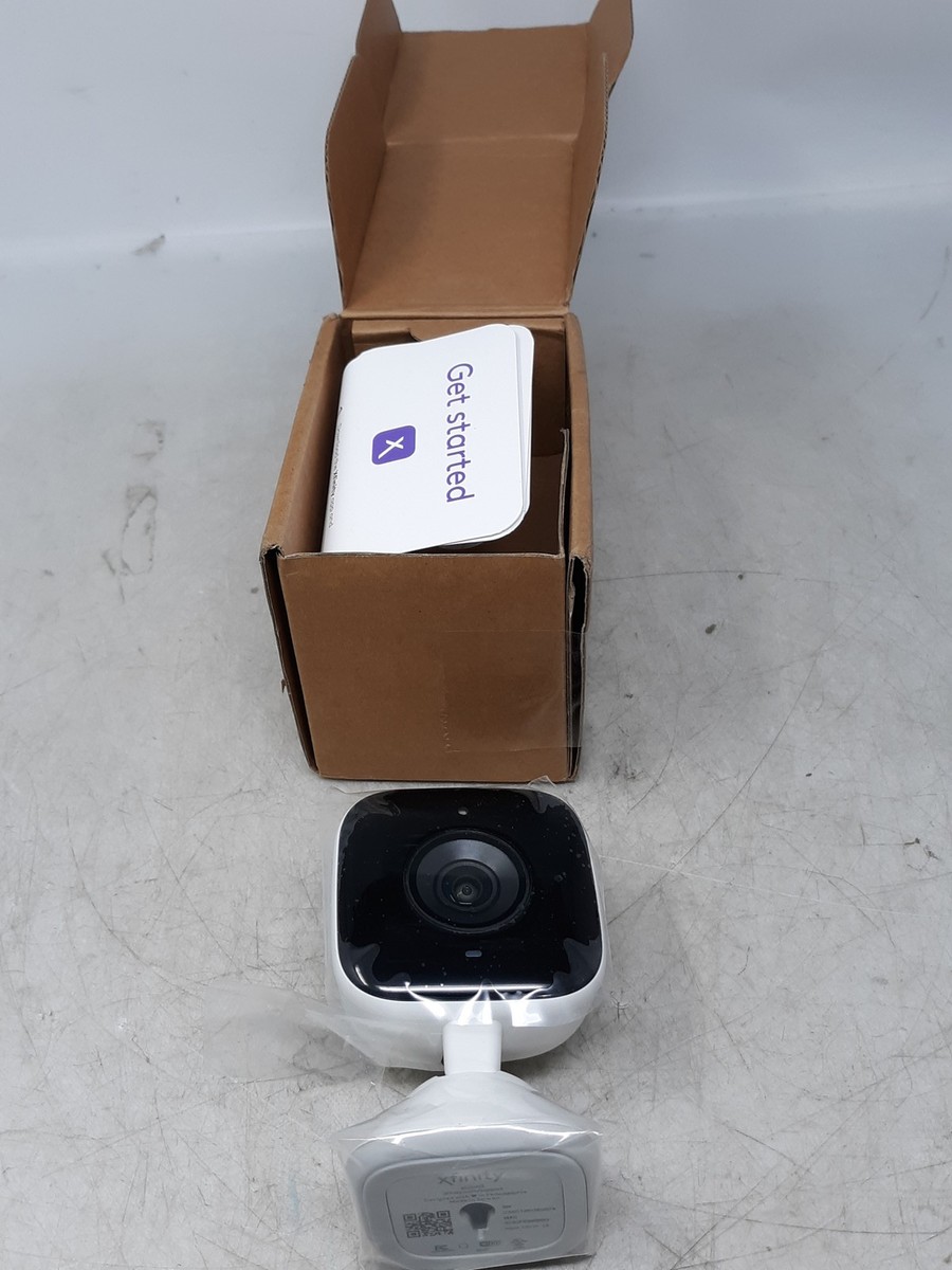 Xfinity xCam3 SOHC3AE0 Indoor Security Camera Wi-Fi 1080p HD Night