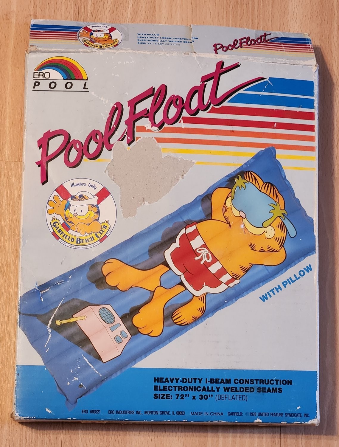 Garfield the Cat Beach Club Inflatable Swimming Pool Float Raft ERO 72 x 30