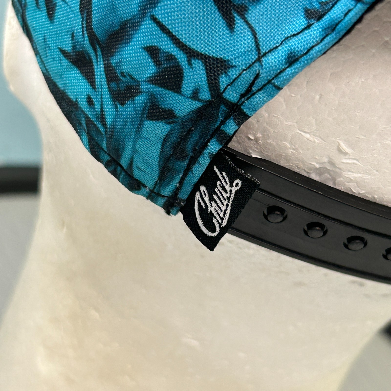 Original Chuck Snapback Hat Adjustable Raindow Om… - image 5