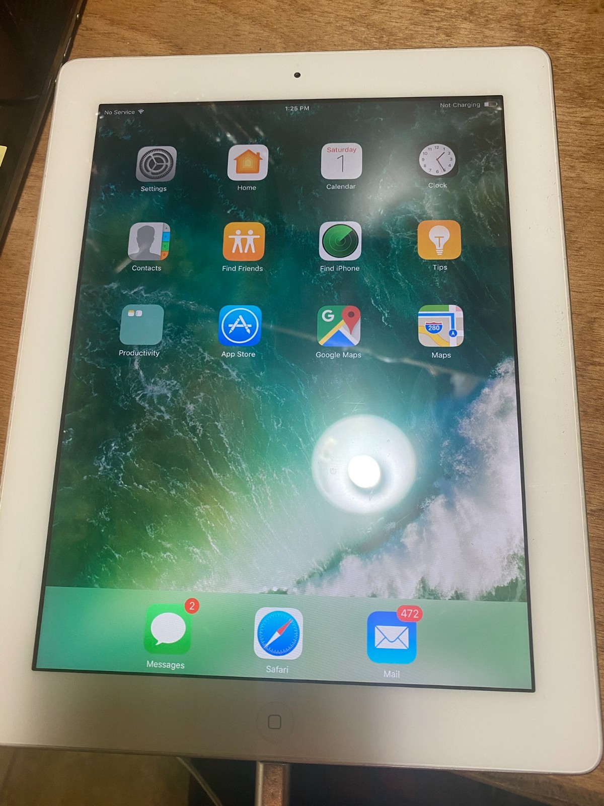 TECH LOT – 21 iPhones + 2 iPads for Only $100 🔥