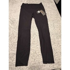 Avia compression leggings women mediumNWT, pockets, moisture wicking