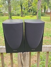 Pair of Pioneer S-DF2-K bookshelf speakers, great Tested Works Well