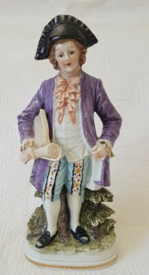 Country Gentleman Figurine ~ Porcelain ~ Vintage ~ Very Good Condition 